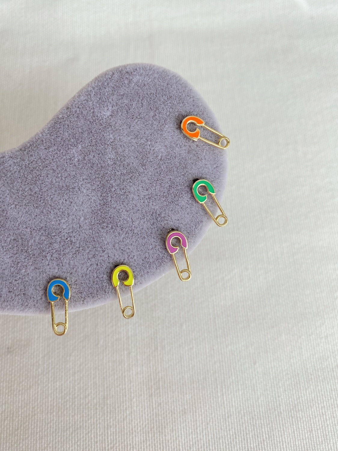 Neon İğne Küpe | 925 Gümüş