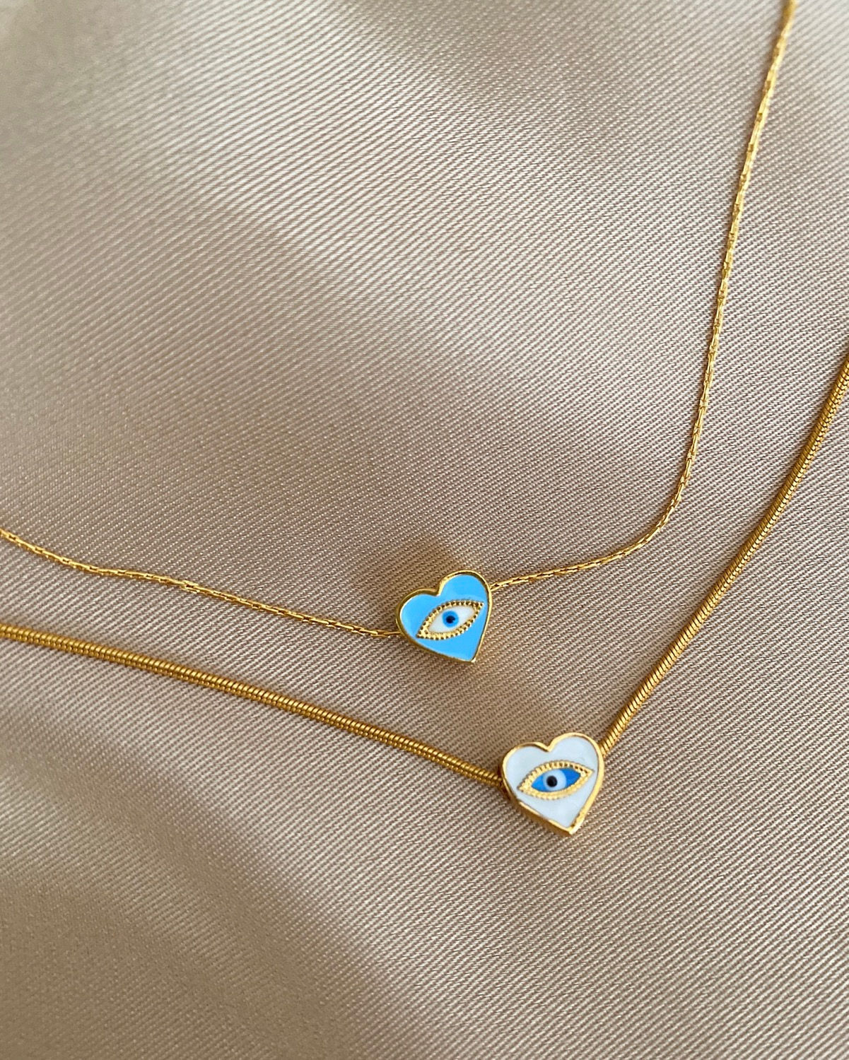Minimal Gözlü Kalp Kolye
