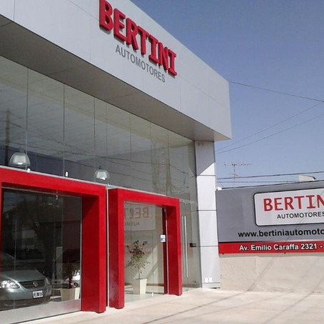 ¿Por qué conviene comprar en una concesionaria de autos usados?