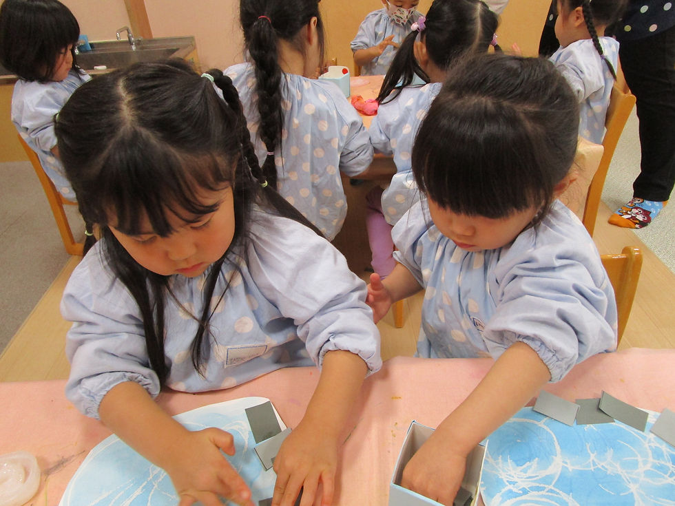 次はどれを貼ろうかな