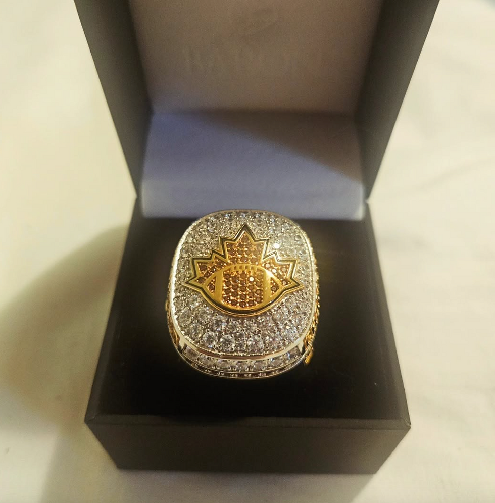 Canadian Men’s Tackle Team Receives 2025 GNC Championship Rings