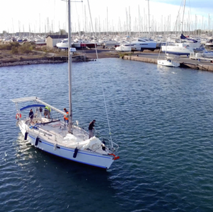 La mise à l'eau du bateau