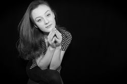 Laura Kindelan - promo shoot