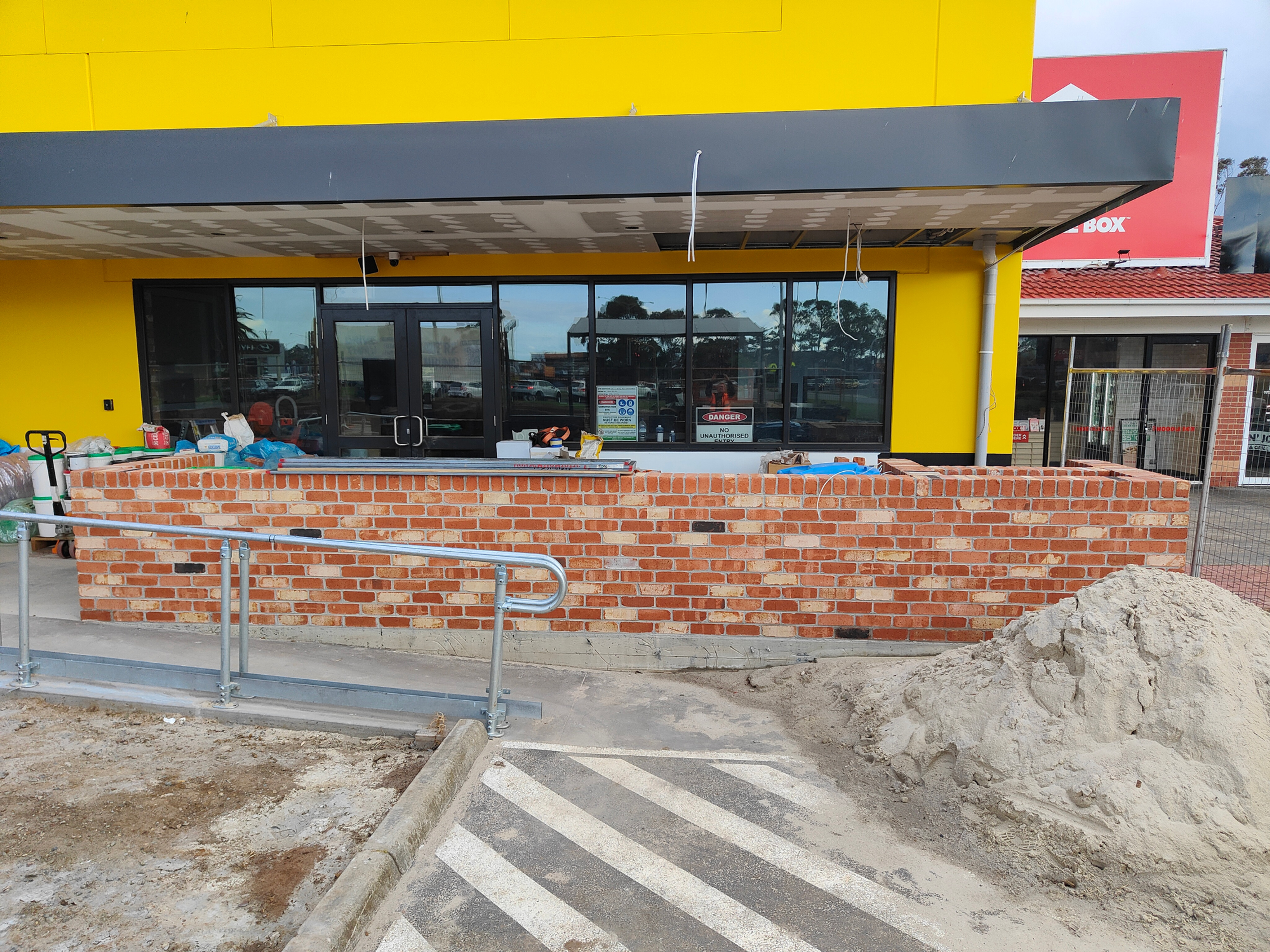 Masonry retaining walls Price psm