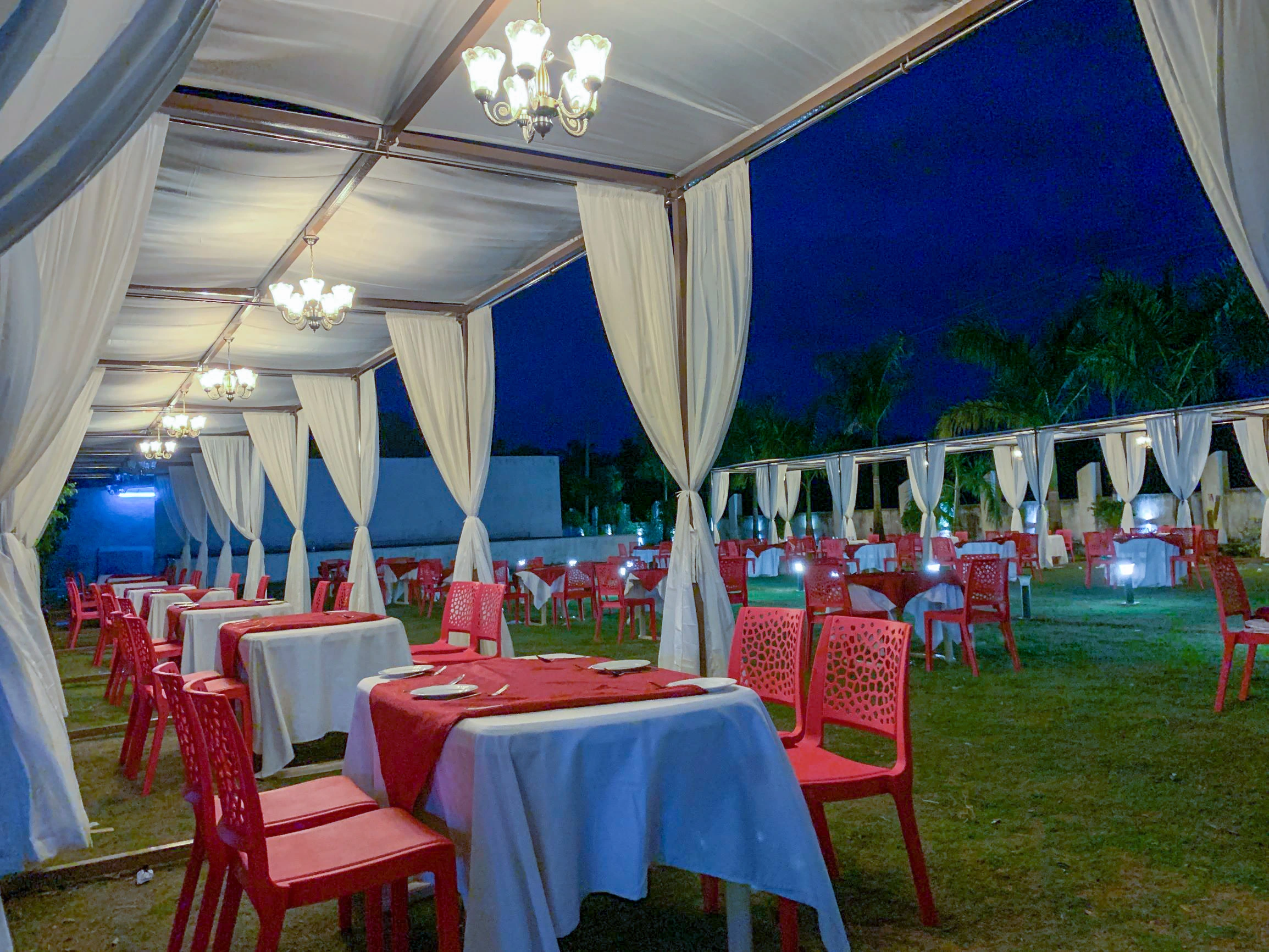 Aryaan resort - Restaurant Cabana