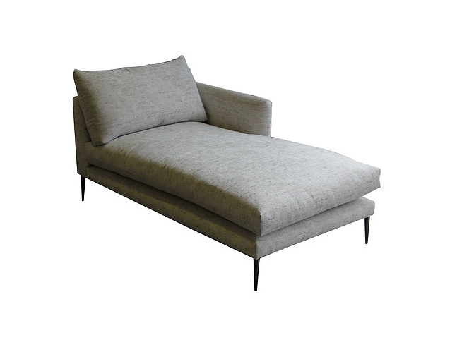 Thumbnail: Lola Chaise