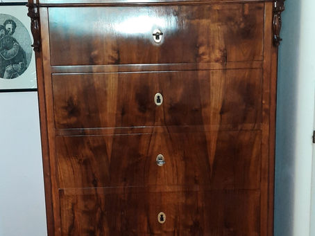 Preservare il Tuo Mobili: Riconoscere e Riparare