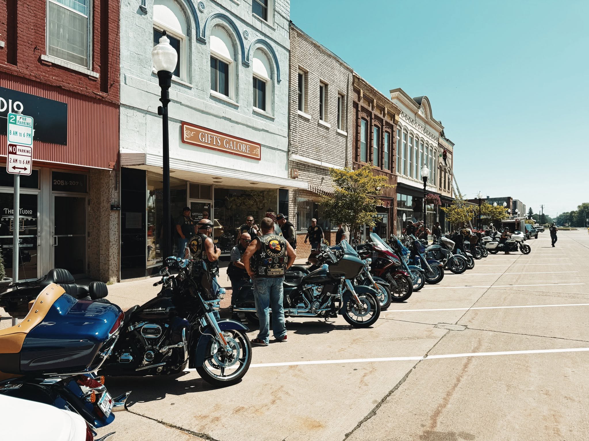 Chapter 48-7 motorcycles and riders on the road