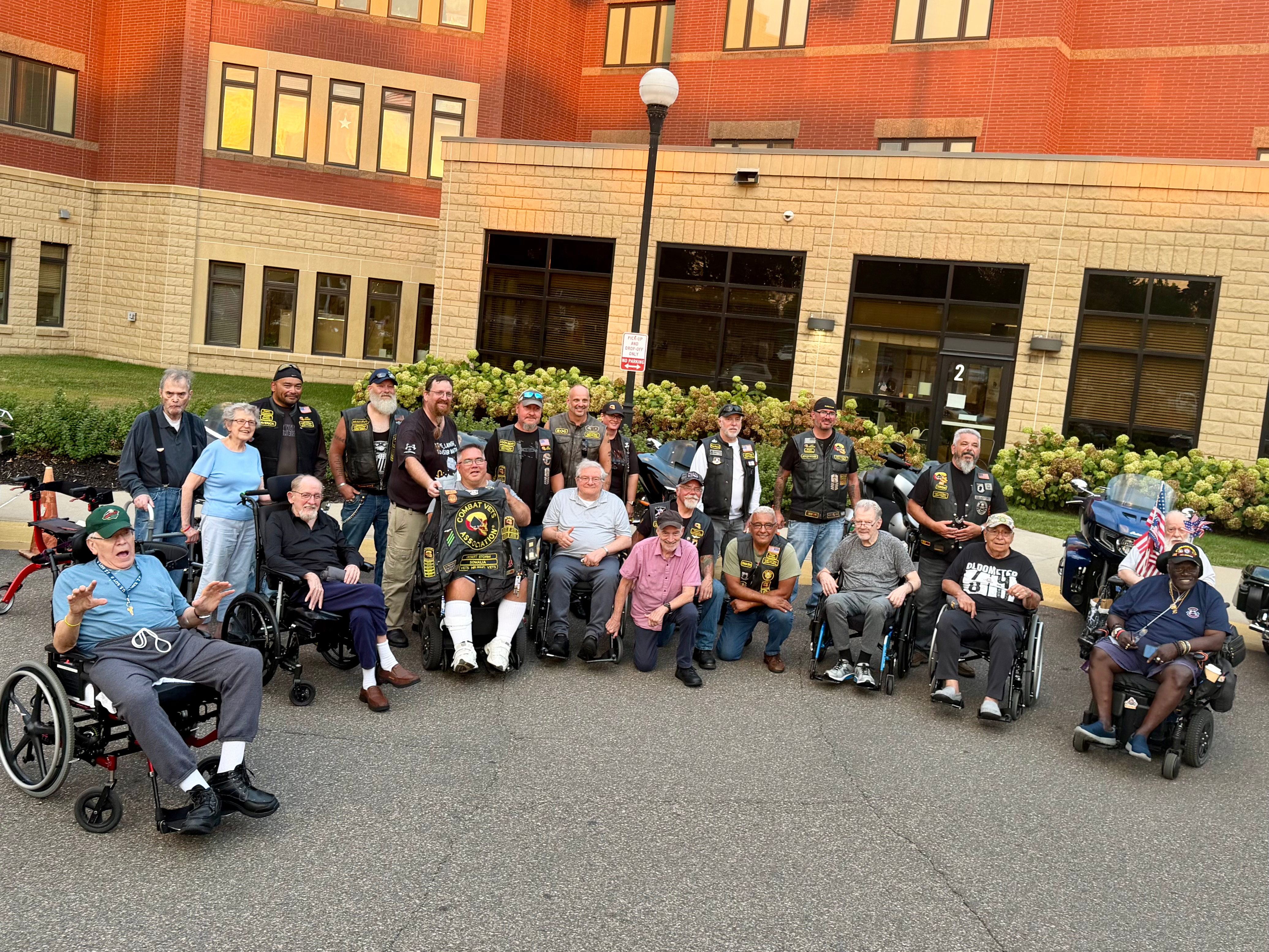 Chapter 48-7 visiting veterans at the Minneapolis Veterans Home