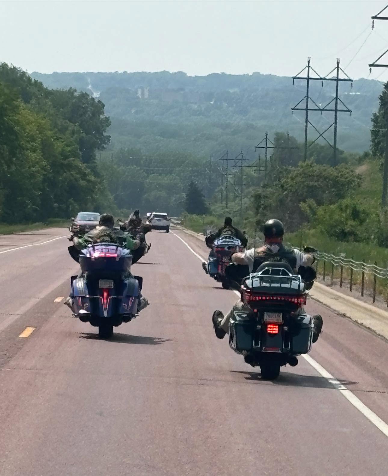 Chapter 48-7 motorcycles and riders on the road
