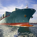 Atracação de navio de carga