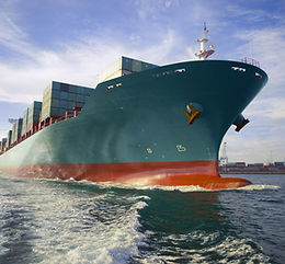 Atraque de buques de carga