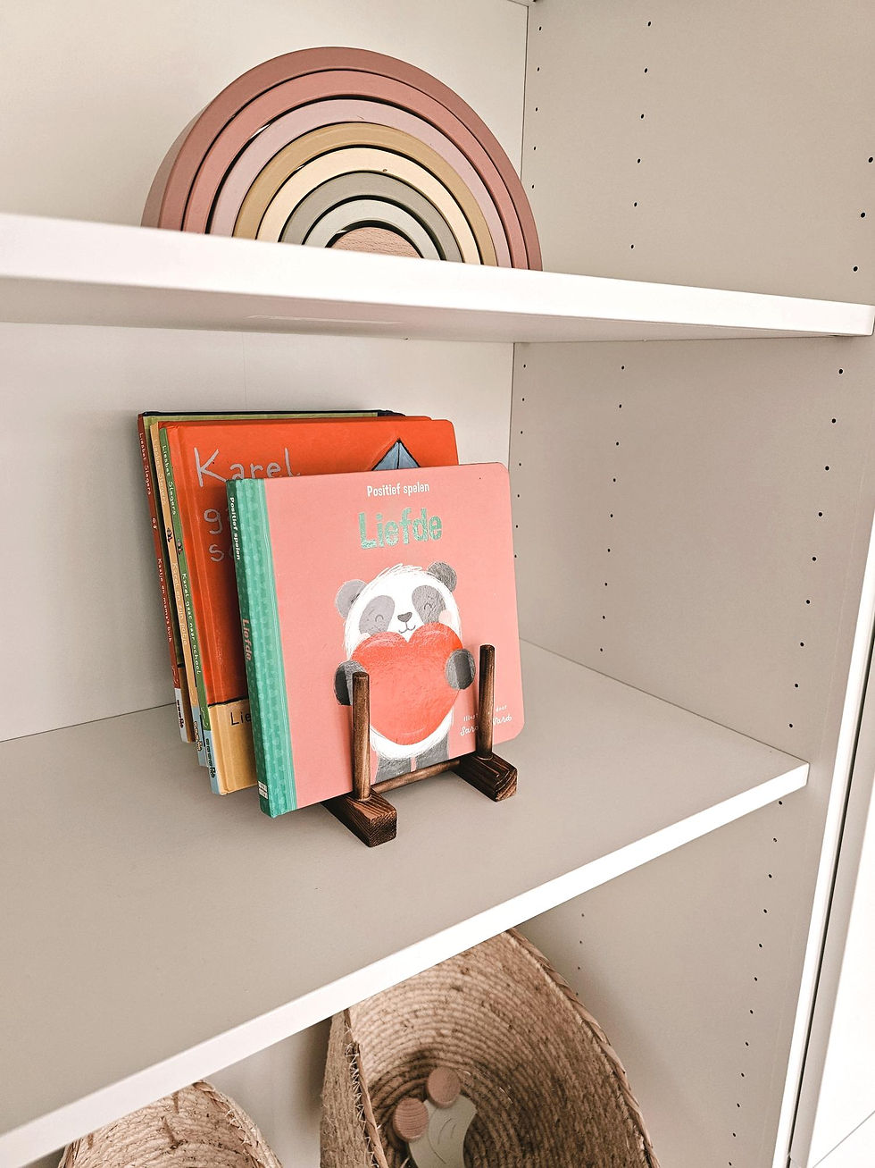 eeae09f6-0955-48df-b7f1-5d1a93a50628