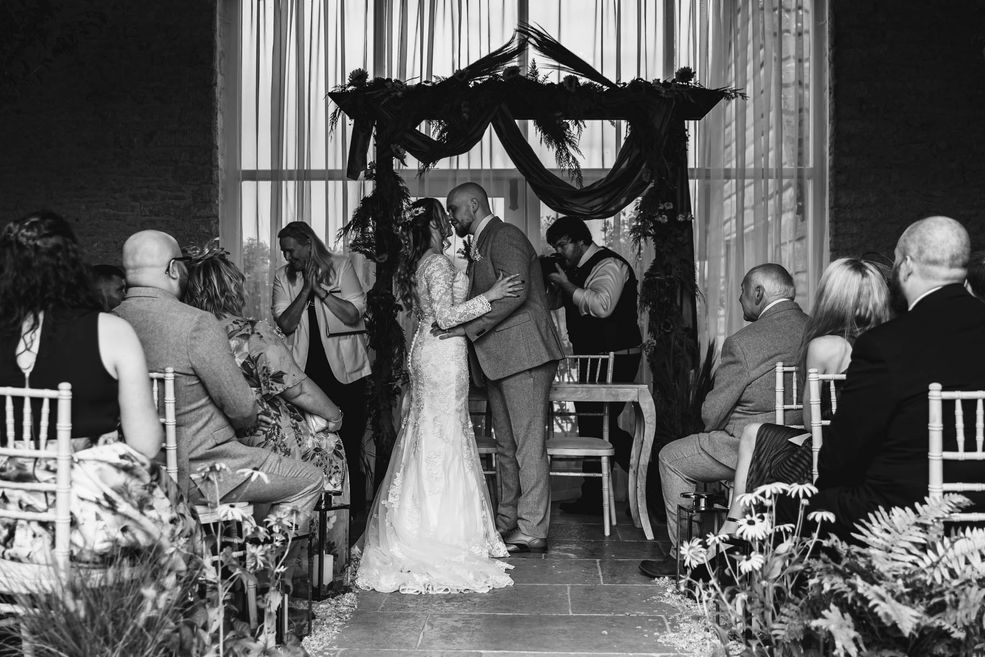 Bride and Groom, Stratton Court Barn, Oxford wedding photographer