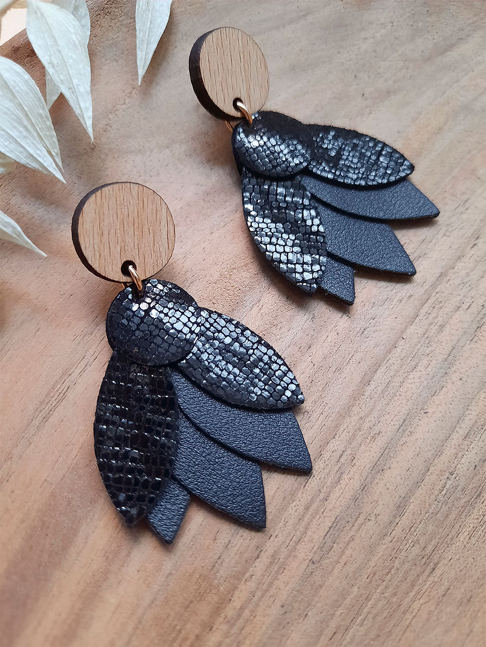 Boucles d'oreilles oversize MANDALA Noir, design élégant