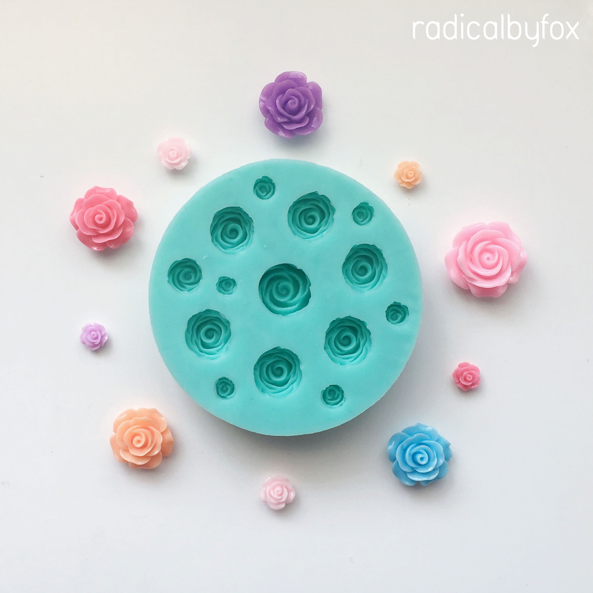 Deluxe Roses Silicone Mold, Flower Resin Crafting Kawaii Cabochons & Flatbacks