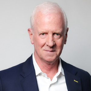 Chris Darby Headshot.png