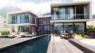 Lüks villalar, yüksek kaliteli yüzeyler ve değerli malzemelerle tasarlanmıştır. Bu nedenle temizliğinde yanlış ürün veya yöntem kullanmak, yüzeylerde lekeler, çizikler veya renk solmasına yol açabilir. 