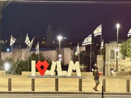 "An American trauma therapist in Israel at War" article featured on The Times of Israel 