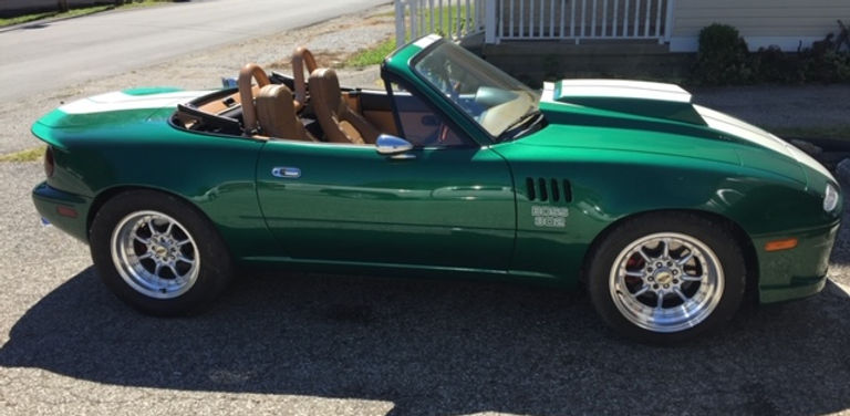 tony thompson's monster miata.jpg