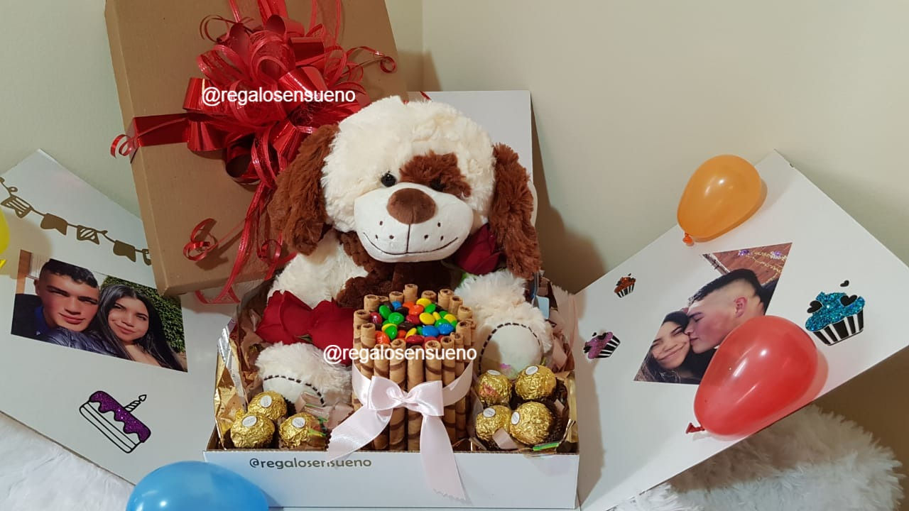 Peluche y torta de m&m