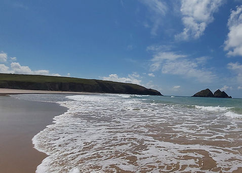 Holywell Bay & Gulls Rock