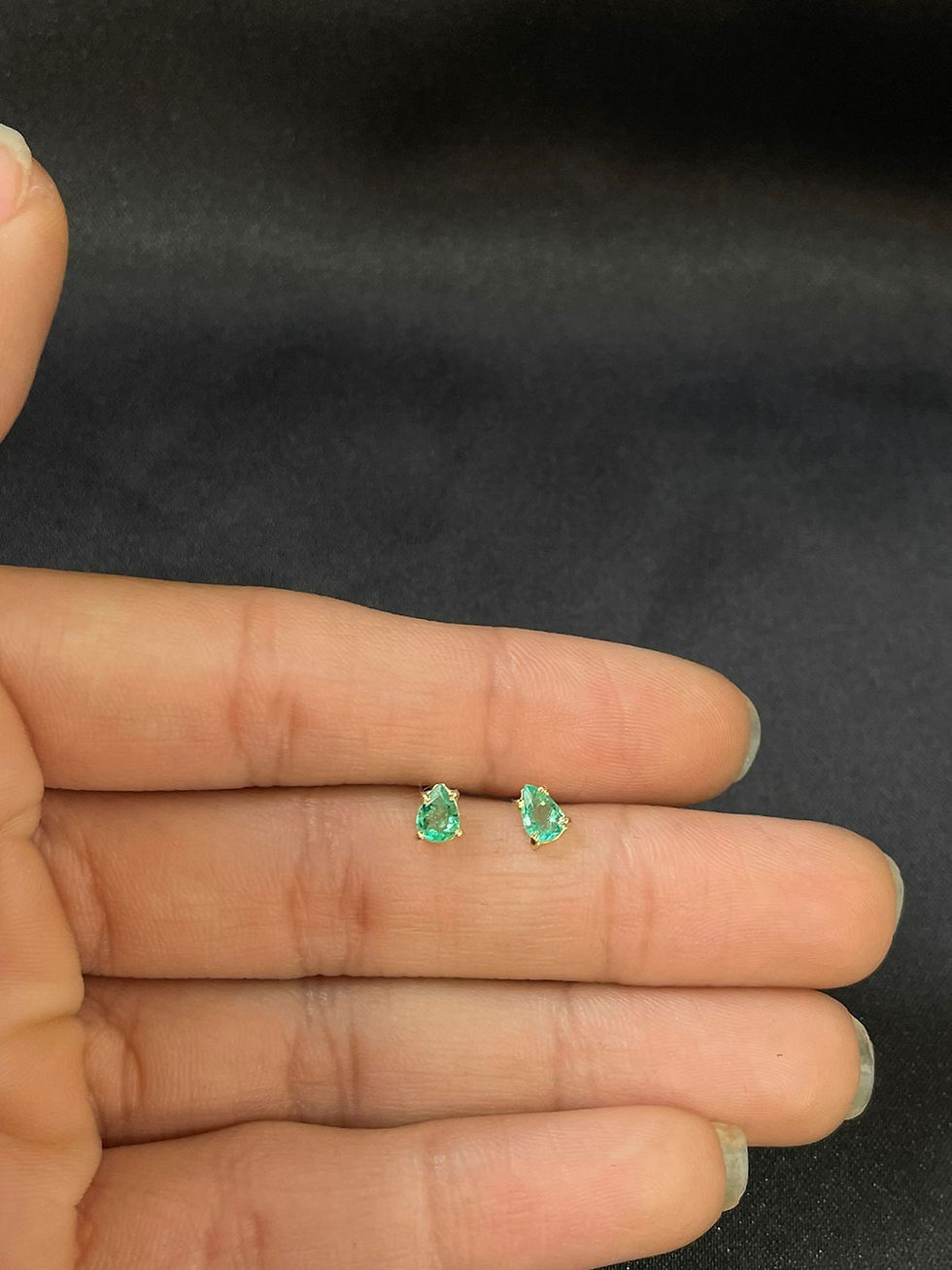 Miniatura: Brincos em Ouro 18k com Esmeralda