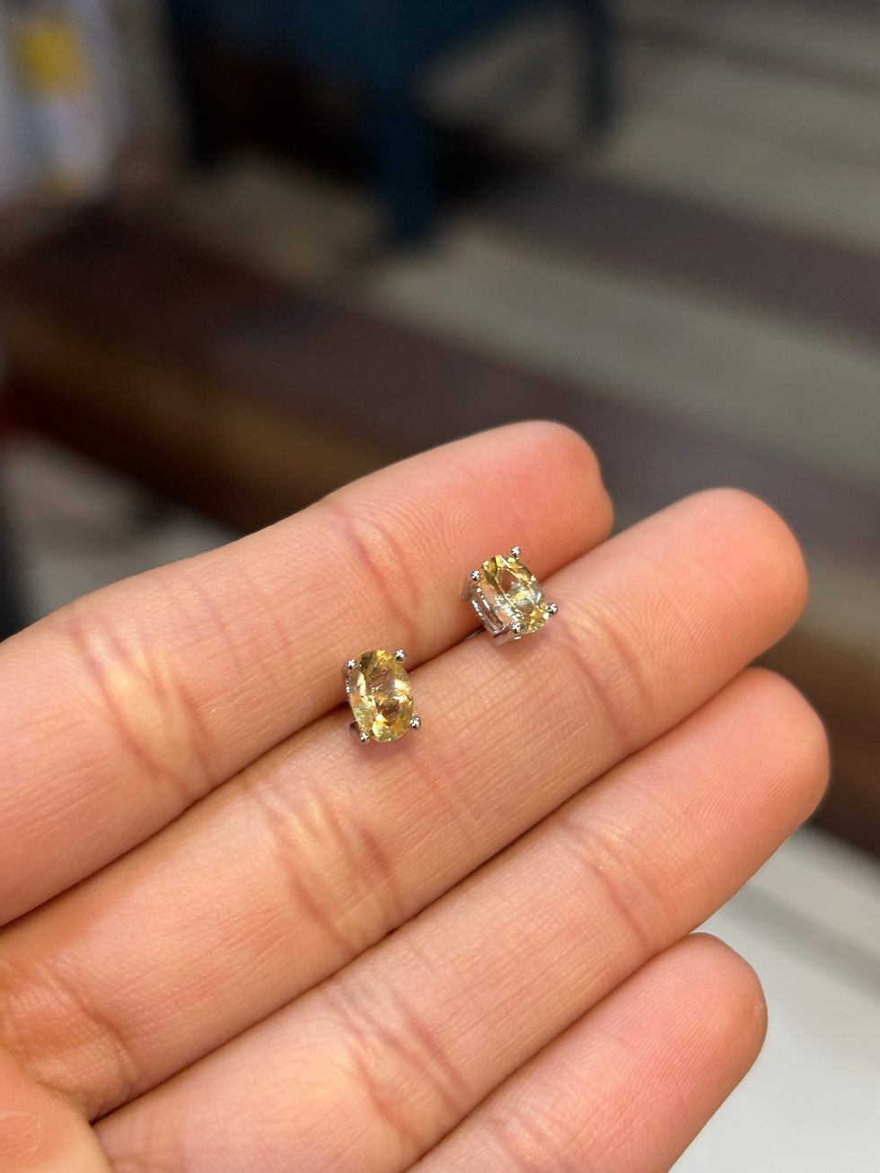 Miniatura: Par de brincos em prata com Citrino 