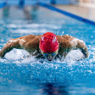 How to Make the Most of Your Swimming Workouts with High-Intensity Interval Training (HIIT)