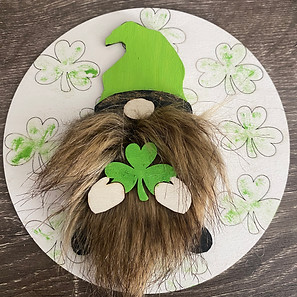 St. Patricks decor & gifts