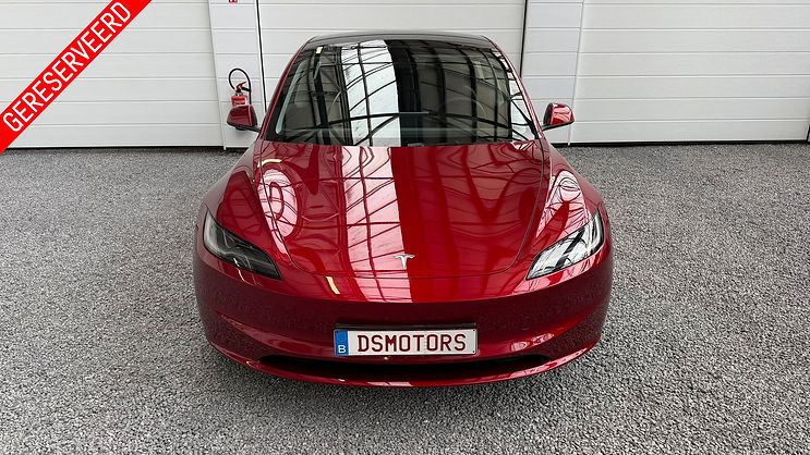 Tesla Model 3 AWD - 2024