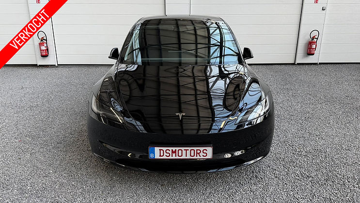 Tesla Model 3 AWD - 2024