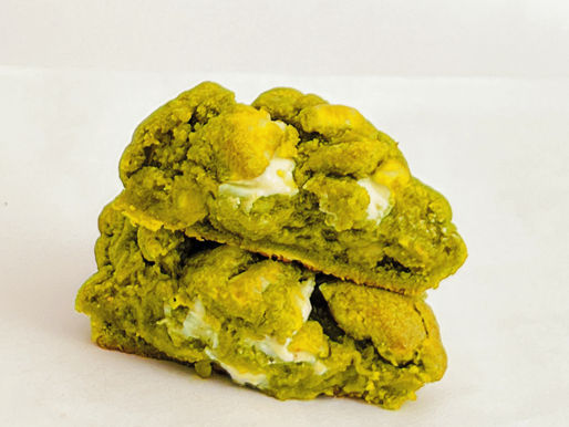 Meet Your New Favourite Cookie: Gluten-Free Matcha, Macadamia & White Chocolate NYC Style