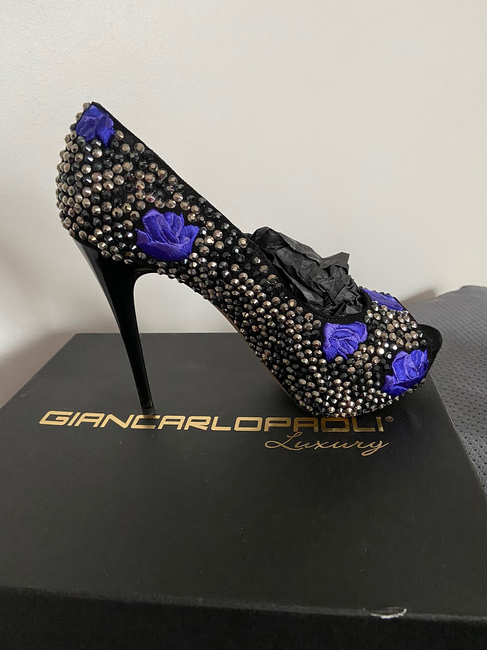 Size 38 - $179 SWAROVSKI CRYSTALS - MADE IN ITALY