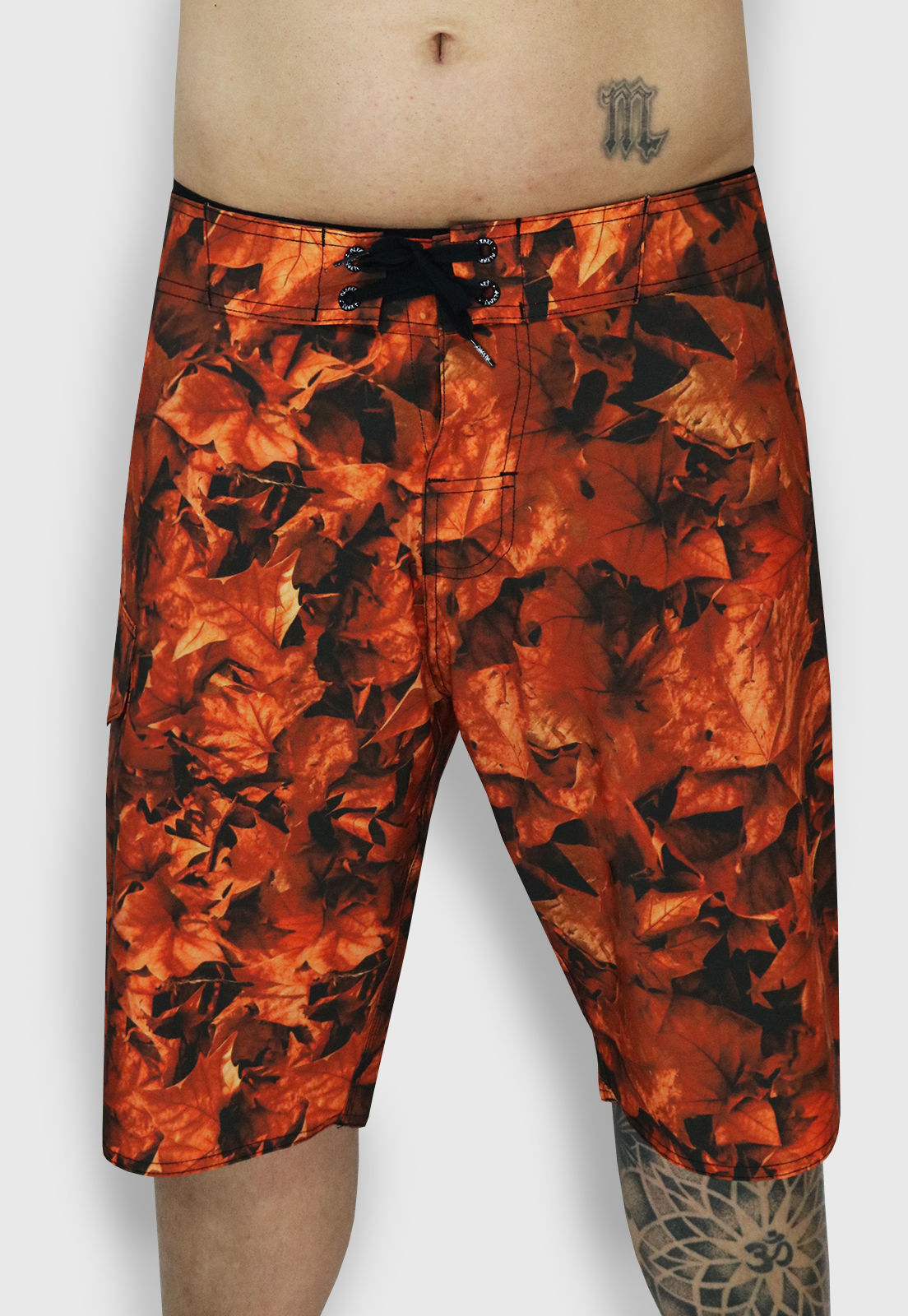 Bermuda Água Alkary Folhas Laranja