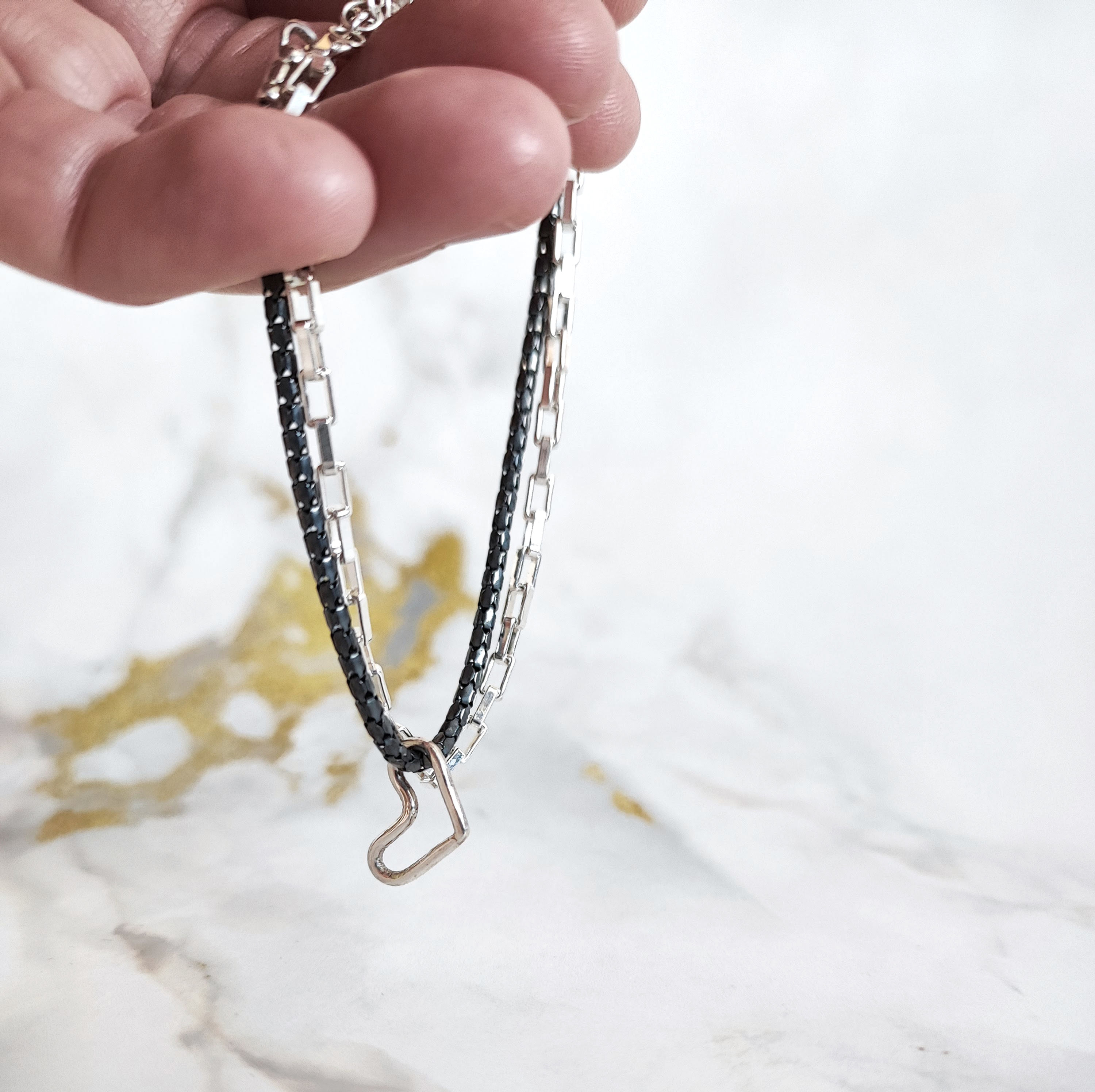 צמיד לב דורית