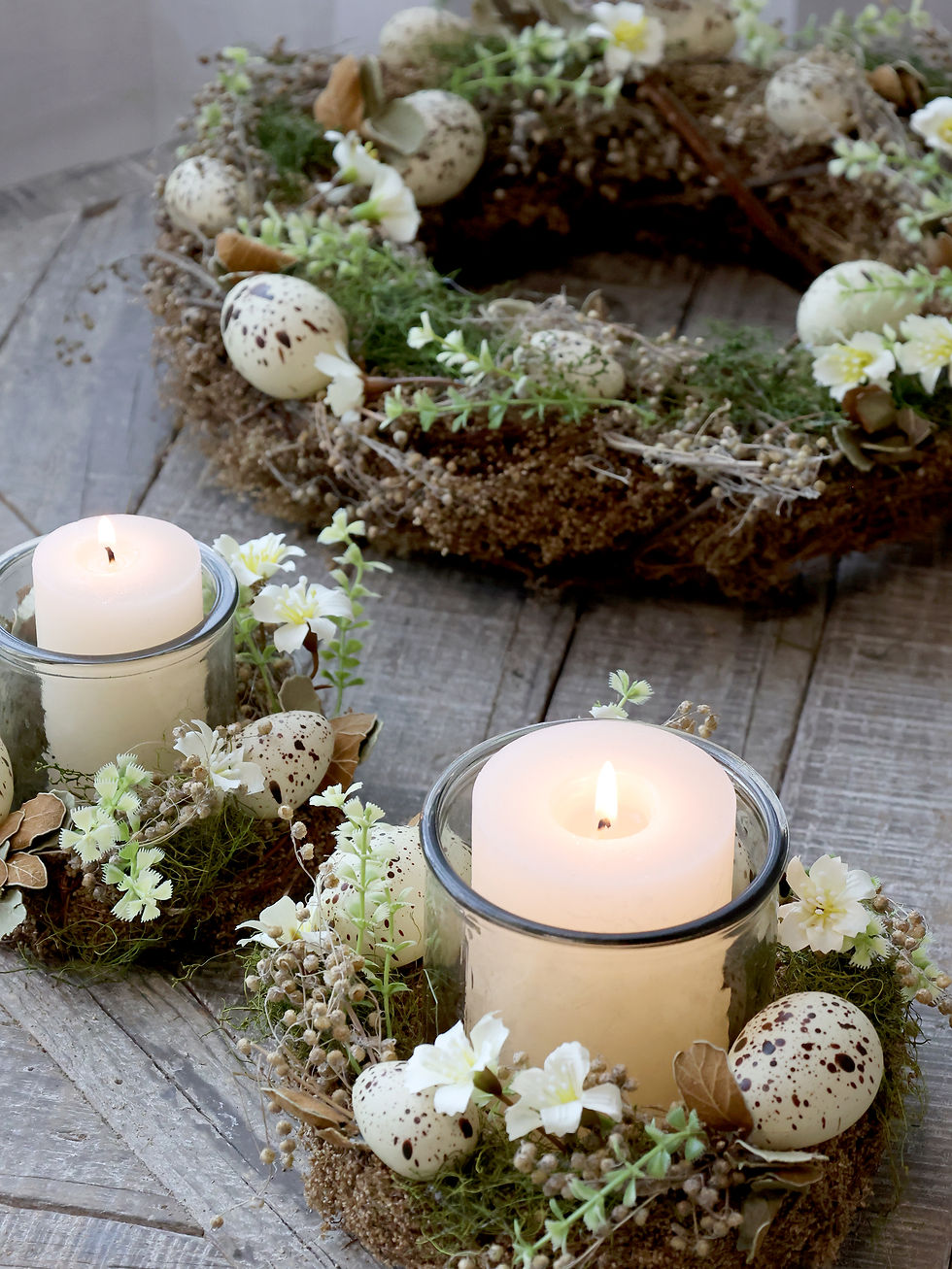 Thumbnail: CHIC ANTIQUE - GHIRLANDA CON UOVA