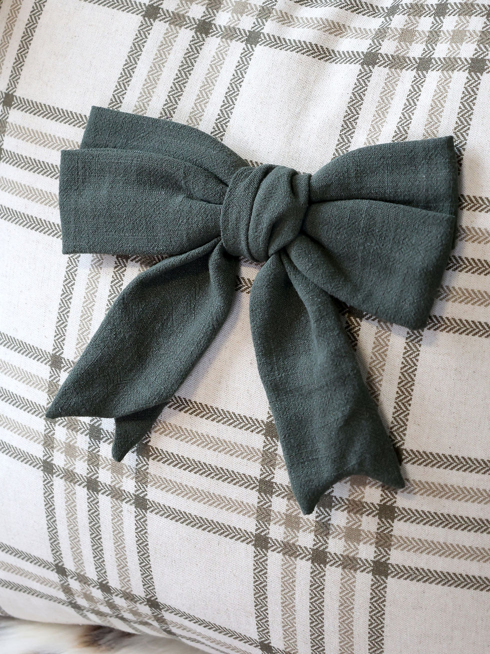 Miniatura: CHIC ANTIQUE - CUSCINO FIOCCO - VERDE