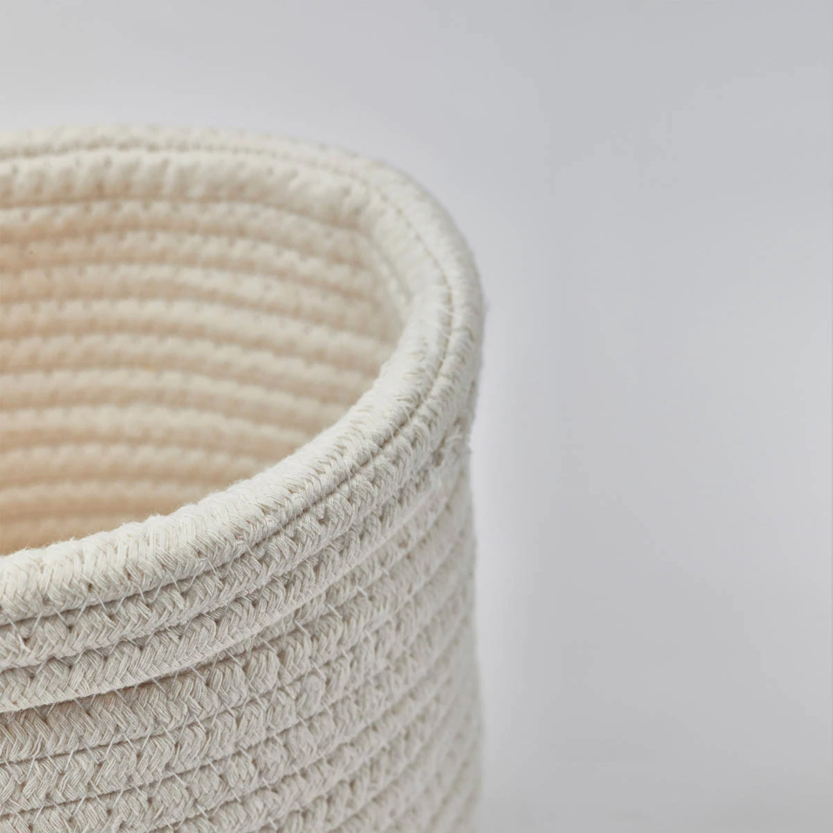 AQUANOVA - RENA BASKET - SMALL - IVORY