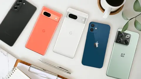 best refurbished mobile under 5000