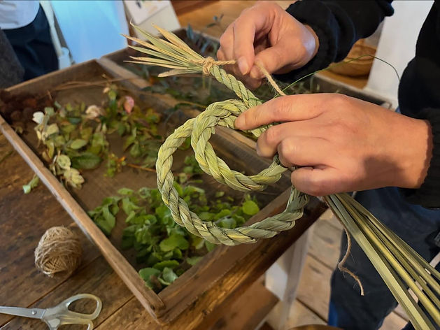 真菰のリース作り