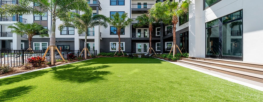 novel-independence-park-by-crescent-commun-tampa-fl-building-photo.jpg