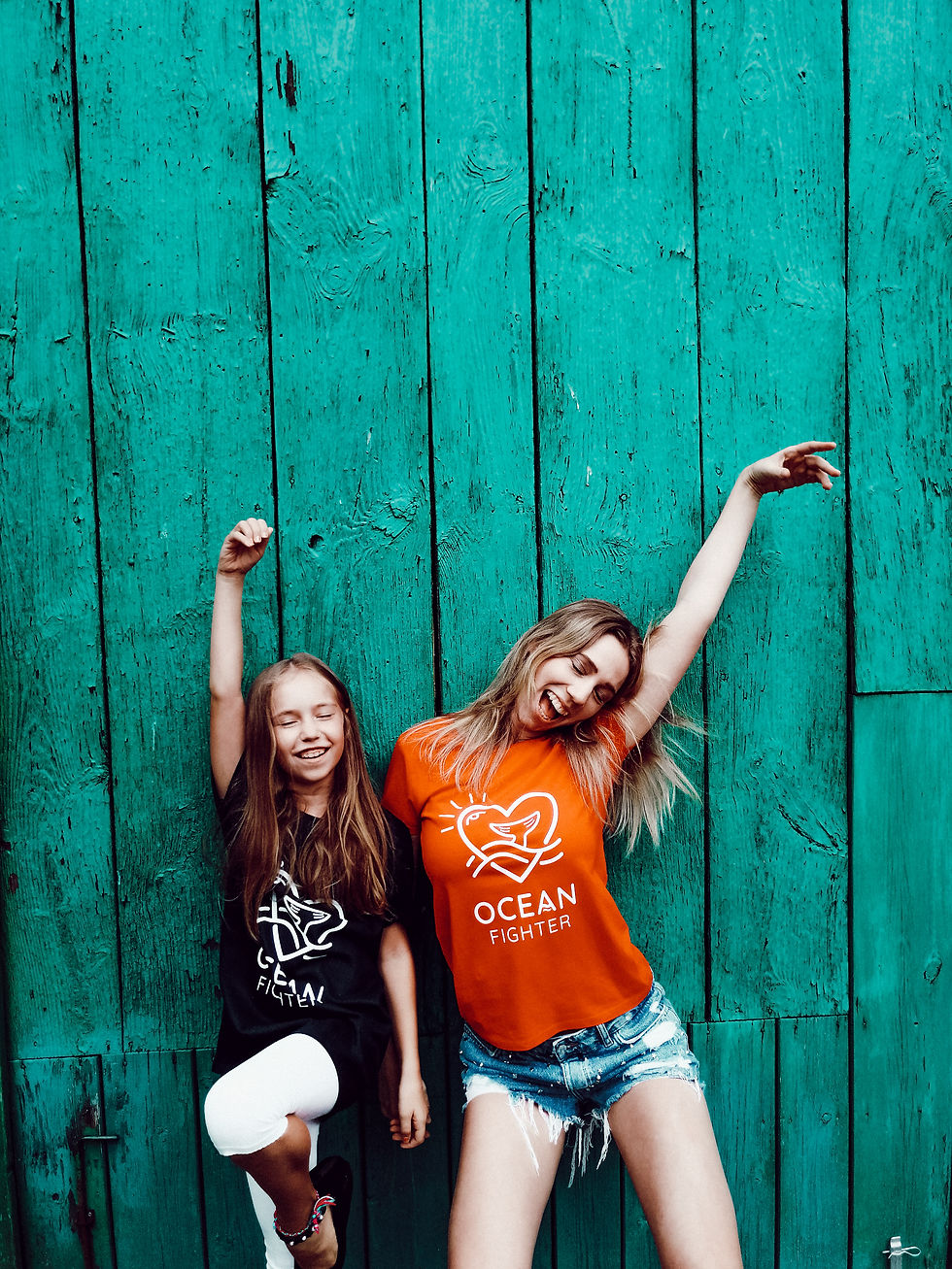 Thumbnail: Tailliertes T-Shirts mit Ocean Fighter  Logo