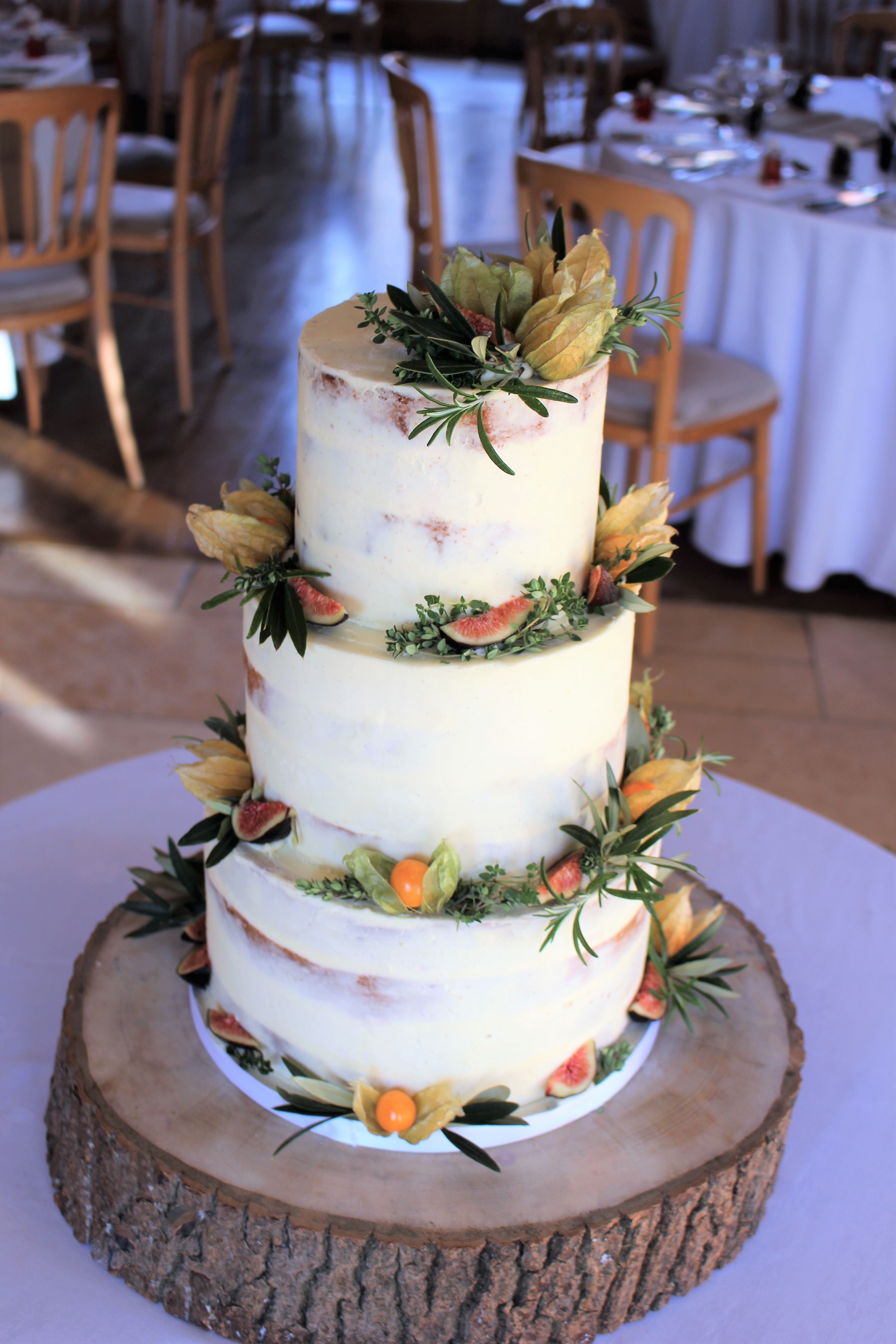 Kingscote Barn Semi Naked Cake