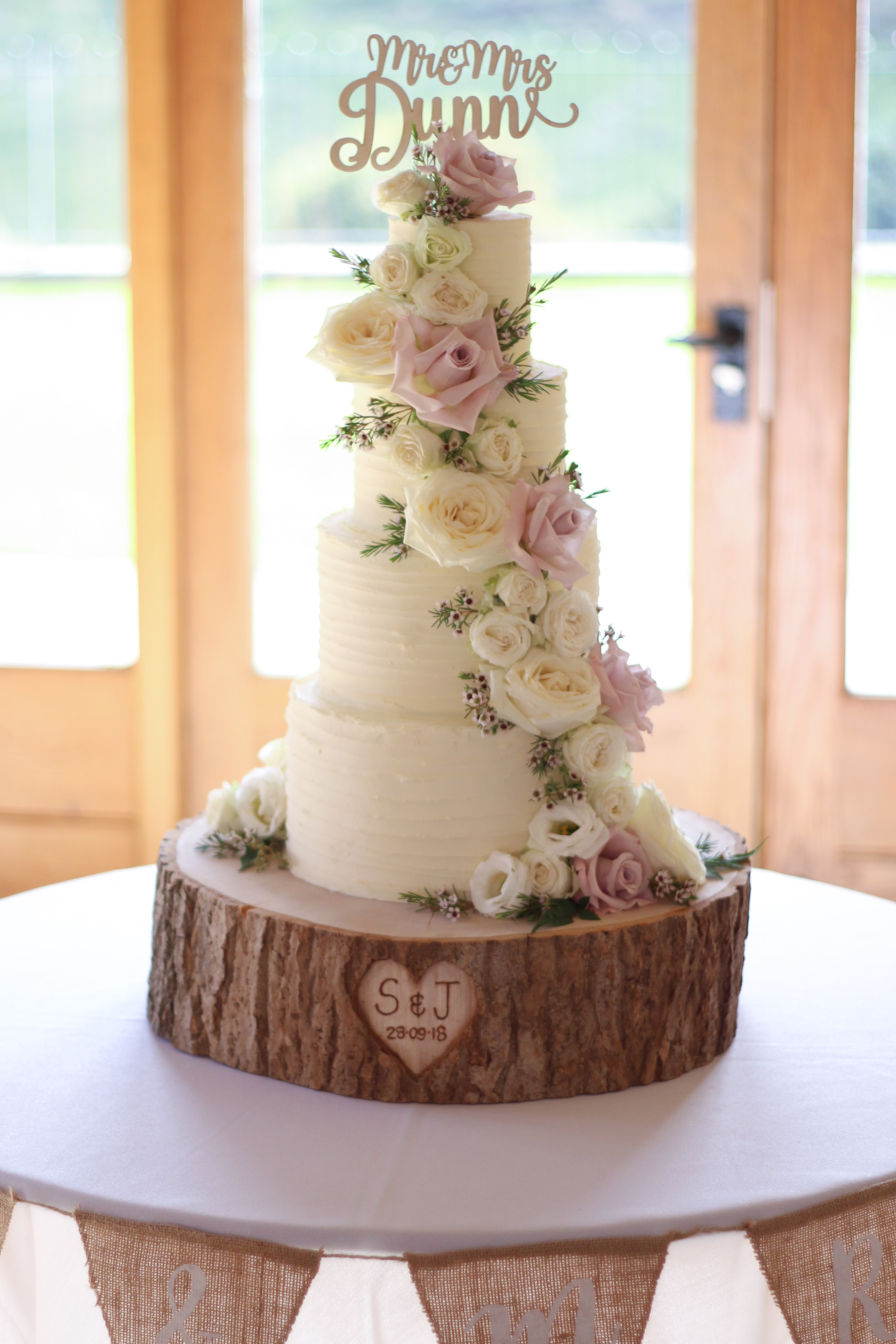 Kingscote Barn Buttercream Cake