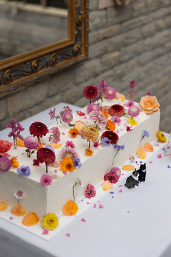 Rectangle Flower Cake - Tortworth Court