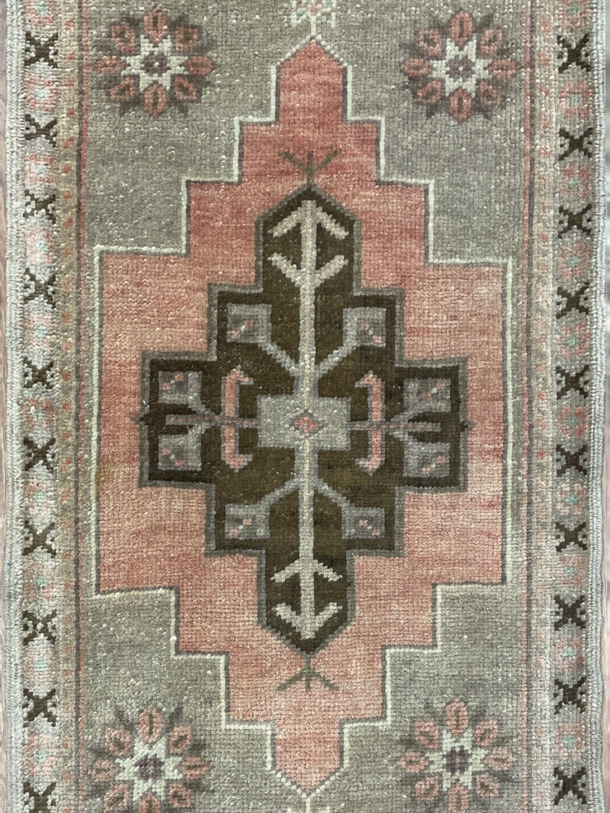 10675 Wool, Old, Turkey Rug