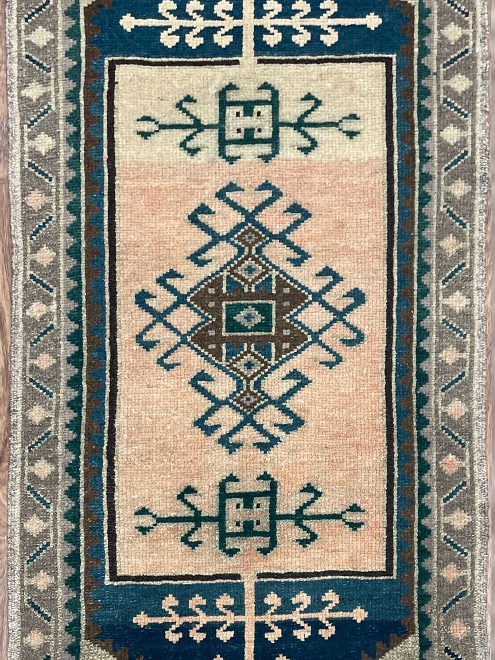Thumbnail: 10671 Wool, Old, Turkey Rug