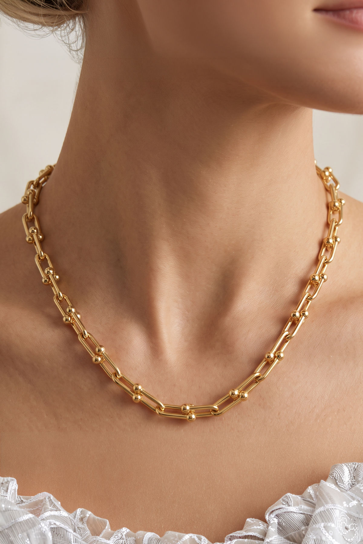 14K Altın Kaplama Top Detaylı U Halka Zincir Kolye