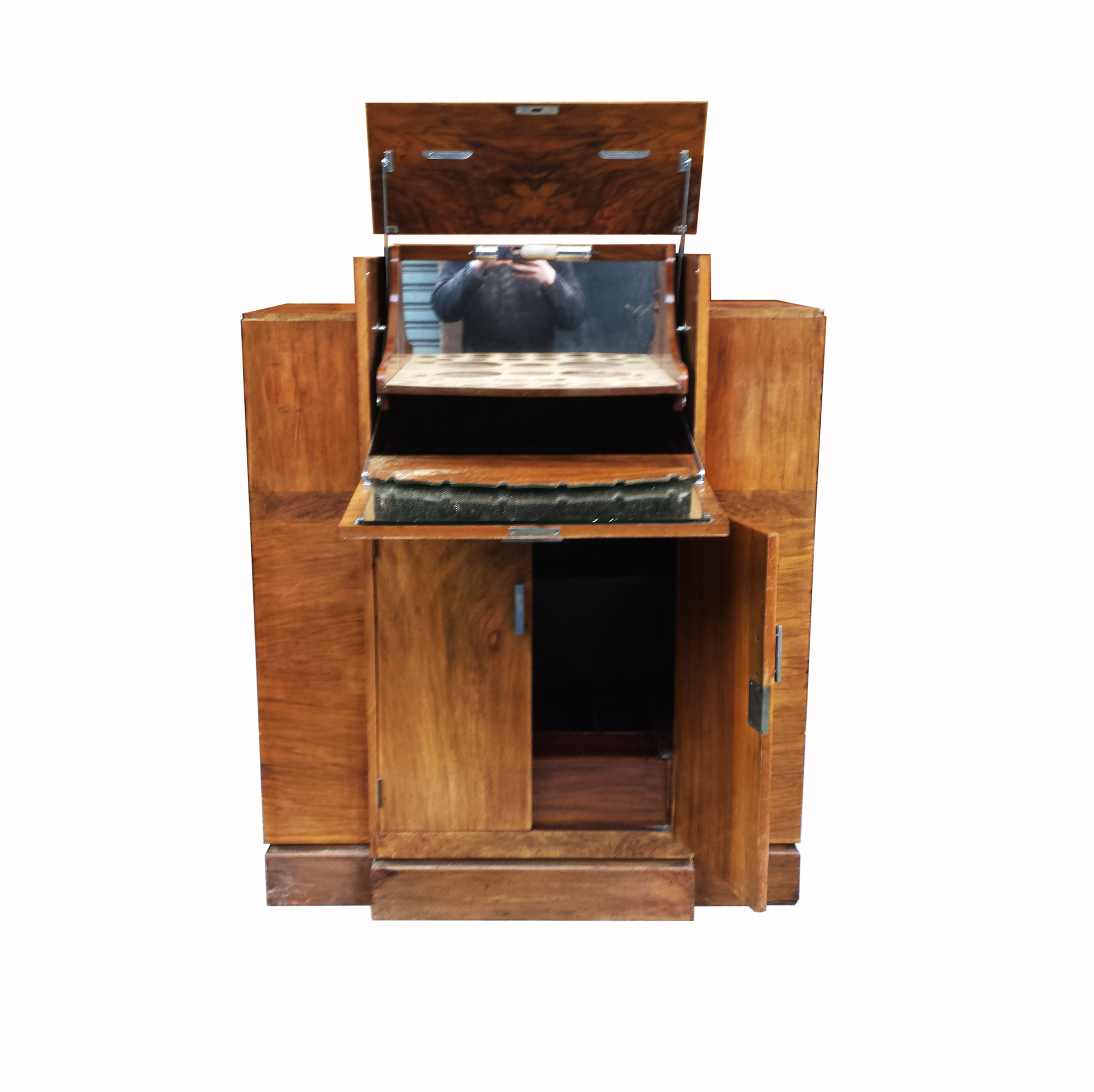 Brittish Walnut Art Deco Bar